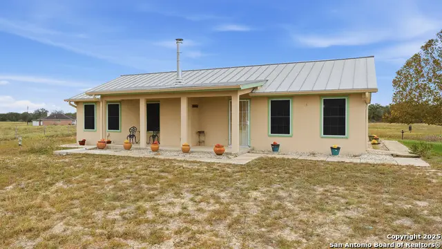 142 Chaparral, Floresville, TX 78114 - Image #2