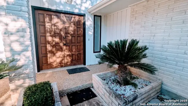 8218 Joe Dimaggio, San Antonio, TX 78240 - Image #3