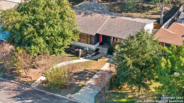 618 Sumner Dr, San Antonio, TX 78209 - Image #3