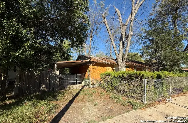1033 Saldana, San Antonio, TX 78225 - Image #1