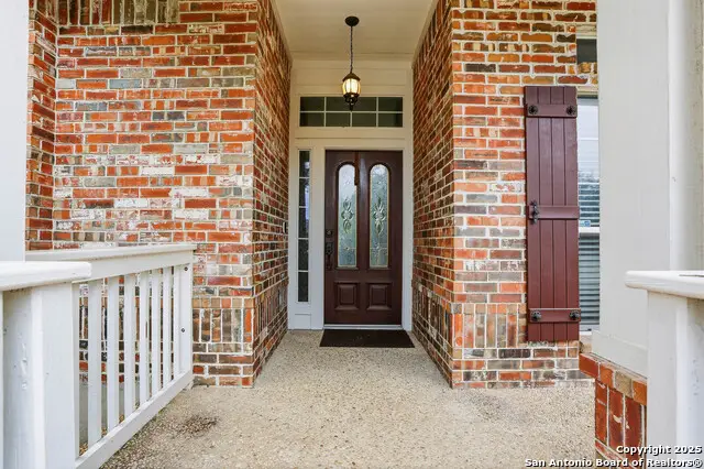 527 Mesa Rdg, San Antonio, TX 78258 - Image #3