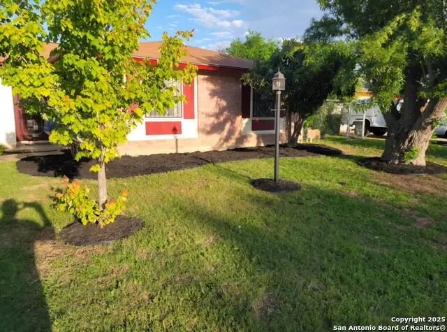 642 Palm, San Antonio, TX 78227 - Image #2