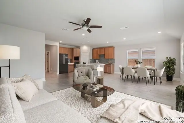 918 Earp Blvd, San Antonio, TX 78260 - Image #3