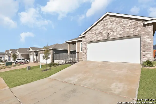 12527 Corona Borealis, San Antonio, TX 78245 - Image #2