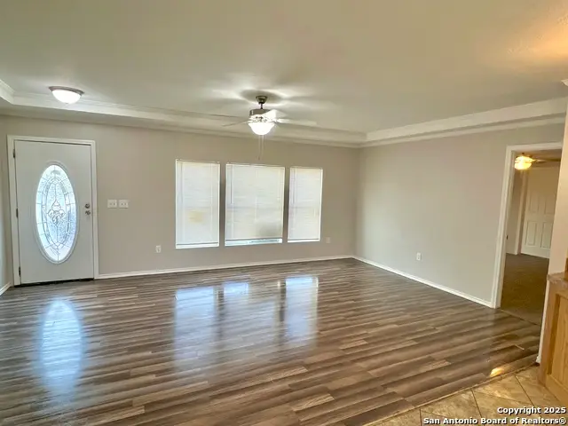 862 Wetz, Marion, TX 78124 - Image #2