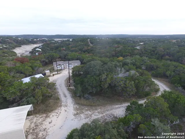 1-2 Circle, Lakehills, TX 78063 - Image #1