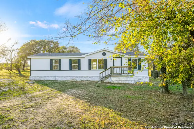 5246 Savannah Way, Von Ormy, TX 78073 - Image #2