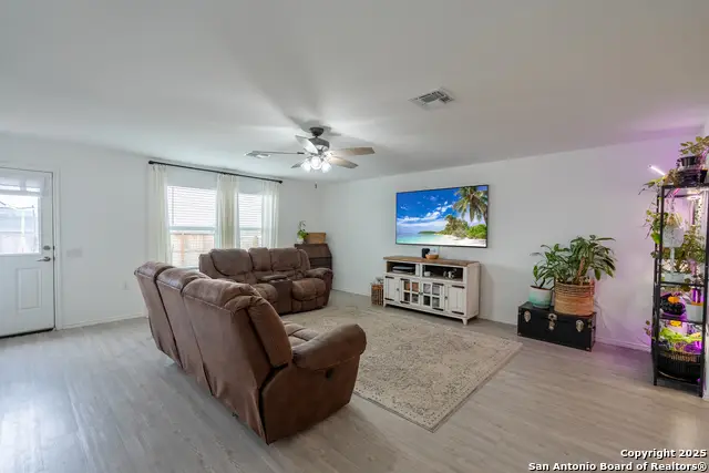 13255 Faxon Pass, San Antonio, TX 78221 - Image #2