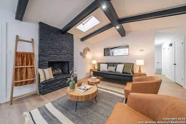 7817 Hollow Oak, Live Oak, TX 78233