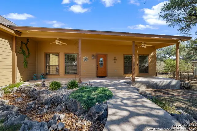 905 Cypress Pass, Spring Branch, TX 78070 - Image #2