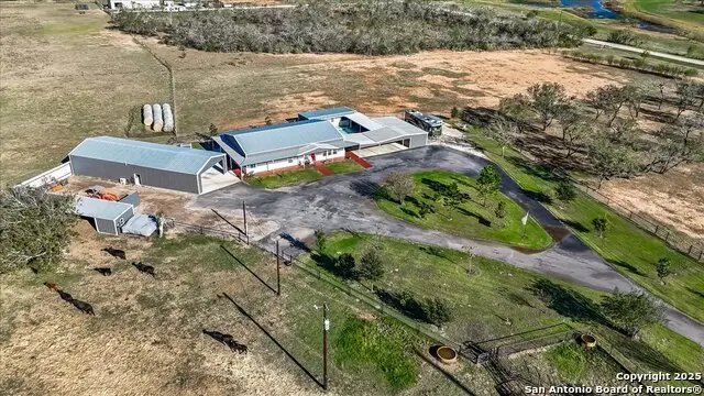 6653 Fm 539, Floresville, TX 78114 - Image #2