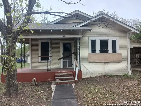 702 W Malone, San Antonio, TX 78225