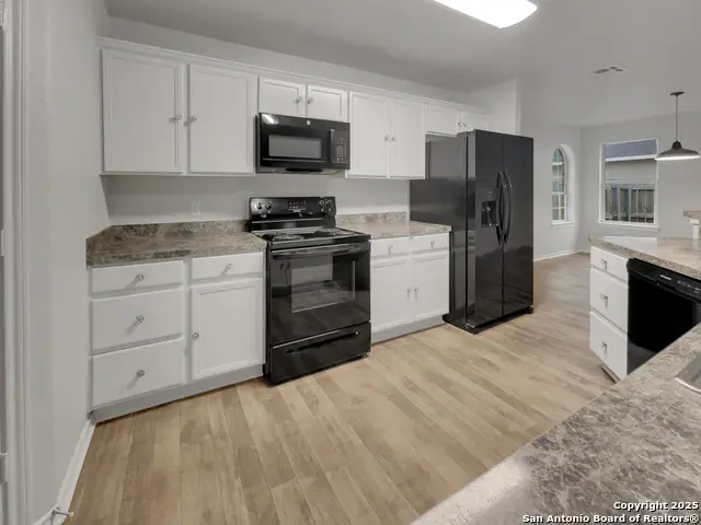 3420 Rob Roy, Seguin, TX 78155 - Image #2