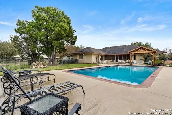 407 Windsor Ln, New Braunfels, TX 78132