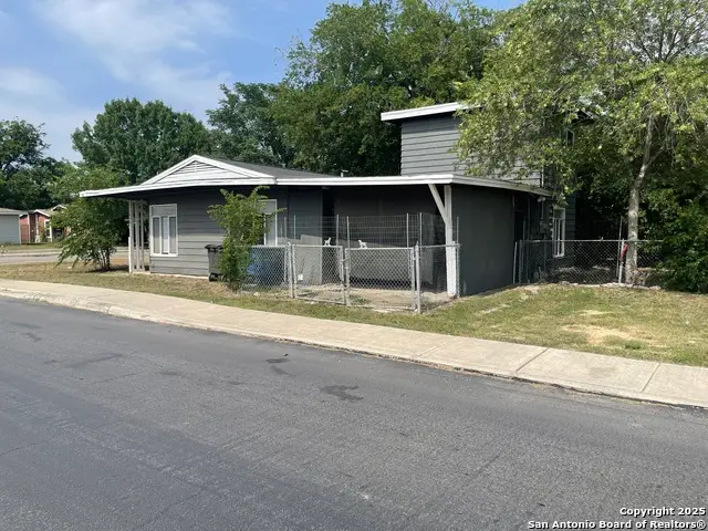 1538 Thorain, San Antonio, TX 78201 - Image #2