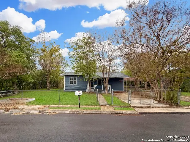 1024 Juarez St, Seguin, TX 78155 - Image #1