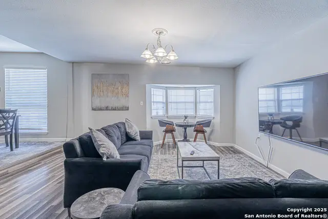 530 Valley Park Dr, San Antonio, TX 78227 - Image #3