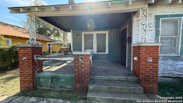 906 Canton, San Antonio, TX 78202