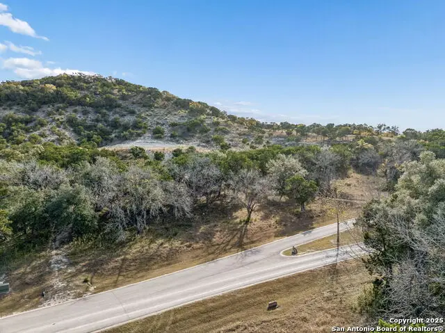 22 Thunder Canyon, Boerne, TX 78006 - Image #2