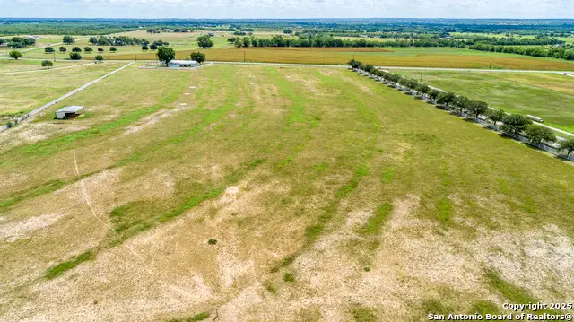 000 Annies Ln, La Vernia, TX 78121 - Image #1