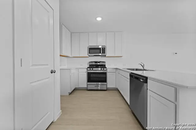 3777 Swift Fox Rd, New Braunfels, TX 78130 - Image #3