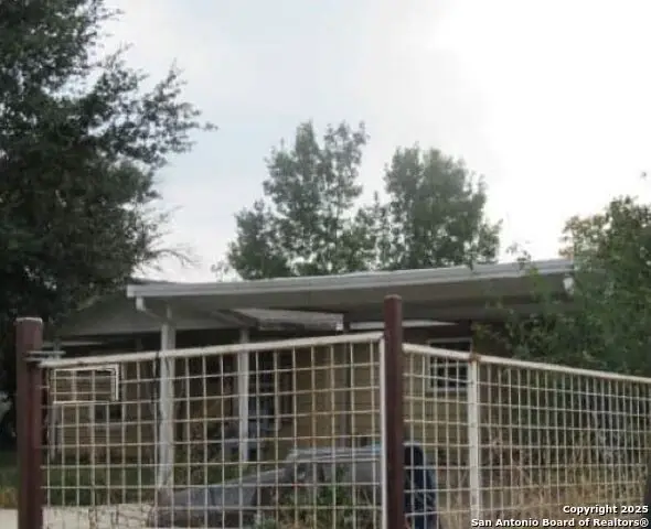442 Rasa Dr, San Antonio, TX 78227 - Image #2