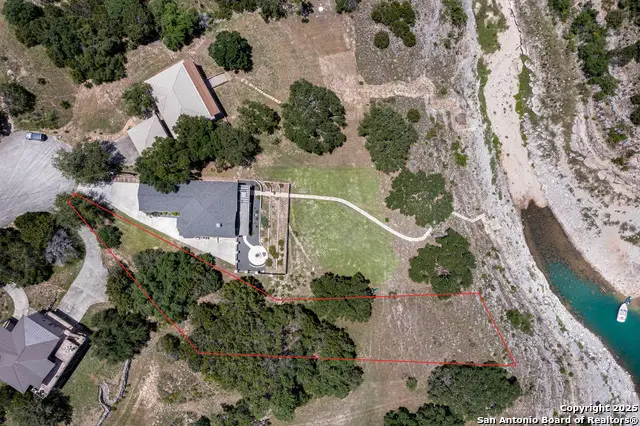 331 Village View Dr, Canyon Lake, TX 78133 - Image #3