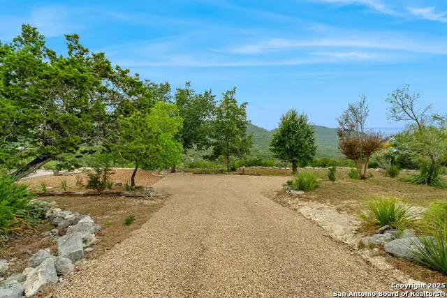 411 Valley View, Pipe Creek, TX 78063 - Image #3