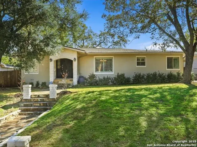 214 Robinhood Pl., San Antonio, TX 78209 - Image #1
