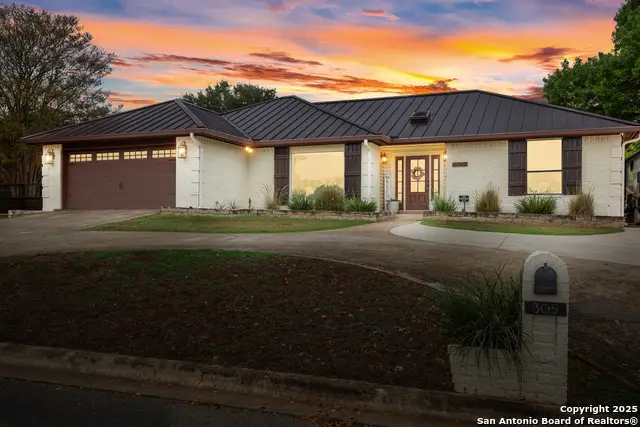 305 E Tanglewood, New Braunfels, TX 78130 - #1