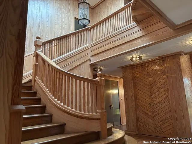 1049 Allen Ave., New Braunfels, TX 78006 - Image #2