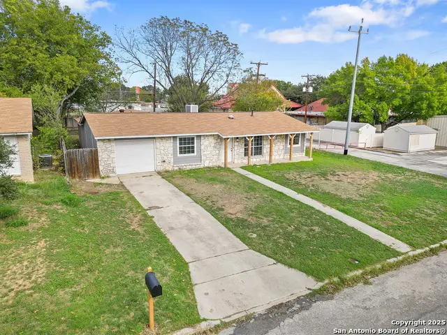 154 Parkview Dr, Universal City, TX 78148 - Image #3