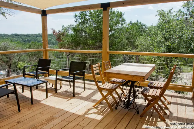 607 Mountain, Lakehills, TX 78063 - Image #2