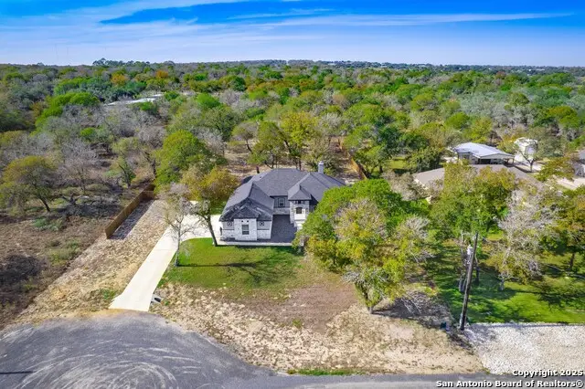 193 Timber Place, La Vernia, TX 78121 - Image #2