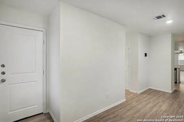 10402 Varmus, Converse, TX 78109 - Image #2