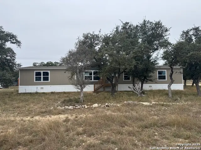 492 Private Road 1511, Bandera, TX 78003 - Image #1