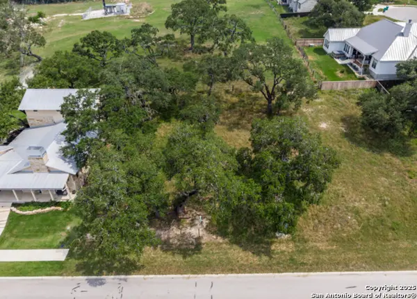 117 Chama, Boerne, TX 78006