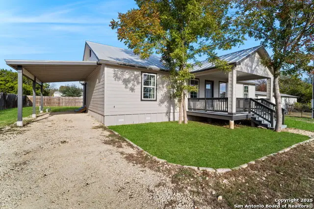 125 Broken Spur Drive, Bandera, TX 78003 - Image #3