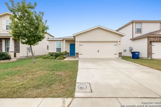 408 Nova Zembla, New Braunfels, TX 78130 - Image #1