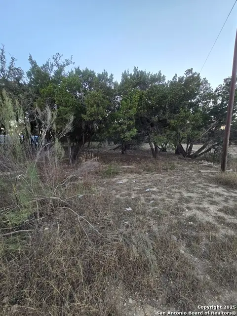 712 Scenic, Bandera, TX 78003 - Image #2