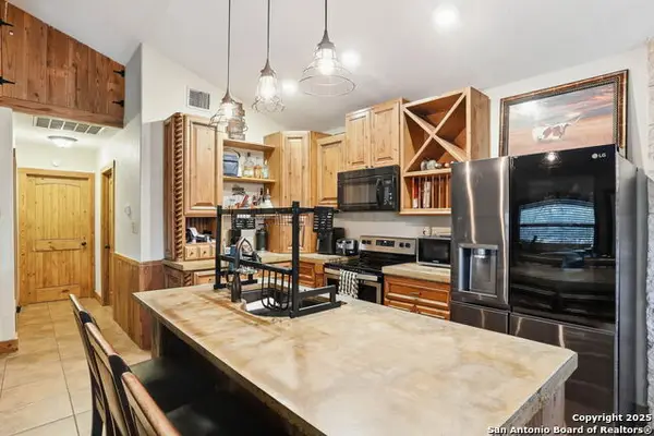 340 Rio Oak, Pipe Creek, TX 78063