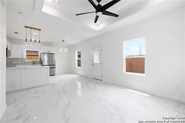 1304 N Abesam Avenue, Edinburg, TX 78541 - Image #2