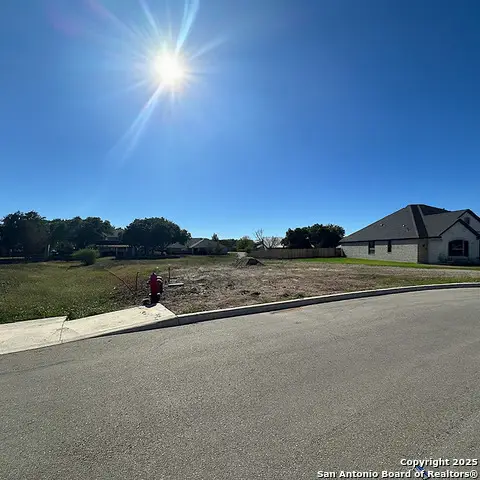 183 Janice Avenue, Castroville, TX 78009 - Image #3