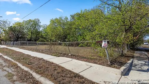 3302 W Houston, San Antonio, TX 78207