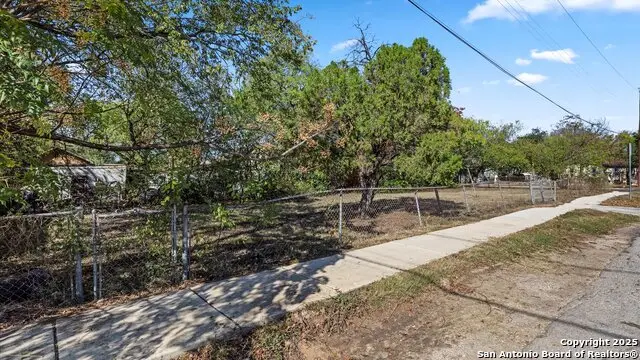 3302 W Houston, San Antonio, TX 78207 - Image #3