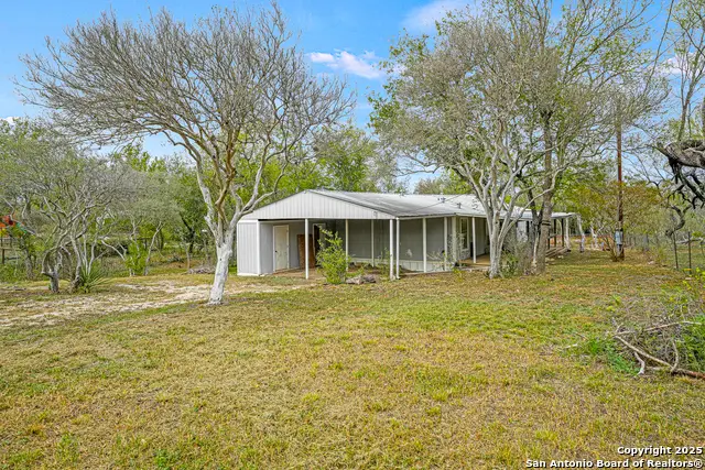 844 County Road 4511, Hondo, TX 78861 - Image #3