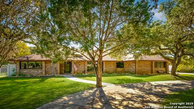 9616 Azalea Cir, San Antonio, TX 78266 - Image #2