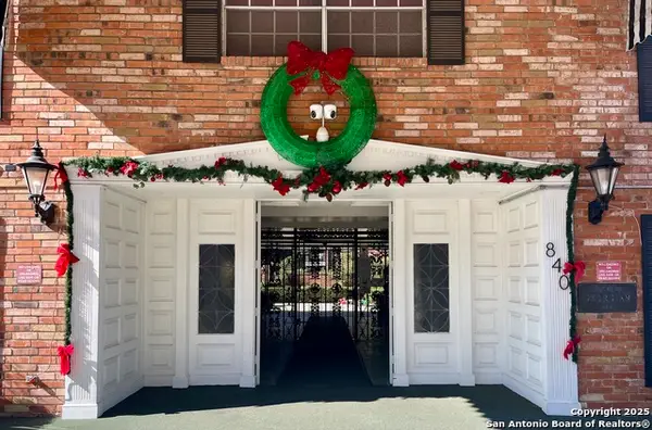 8401 N New Braunfels #120A & 121A, San Antonio, TX 78209