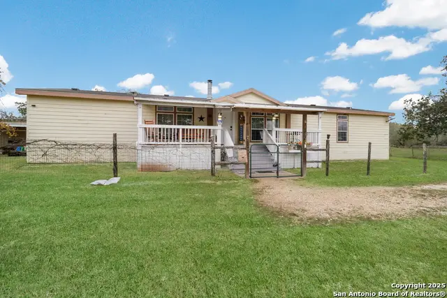 4892 County Road 427, Stockdale, TX 78160 - Image #3