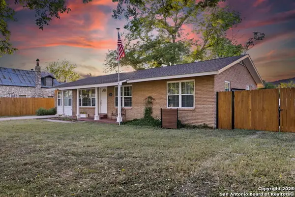 222 State Highway 27, Comfort, TX 78013